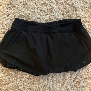 Lululemon black skort